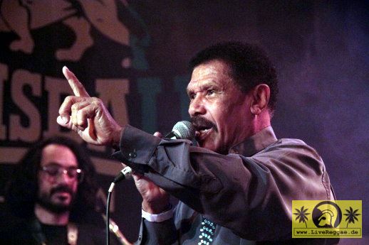 Winston Francis (Jam) with Rude Rich and The Highnotes 5. Freedom Sounds Festival - Gebaeude 9, Koeln 22. April 2017 (11).JPG